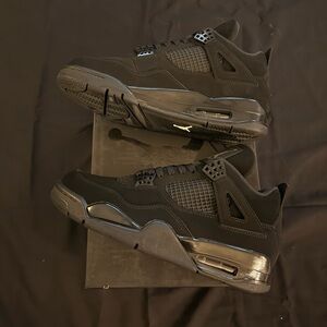JORDAN 4 BLACK CAT 2025 MENS SIZE 10 BRAND NEW